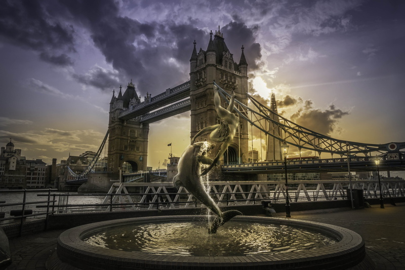 cloud - sky, girl and the dolphin, british, transportation, capital, outdoors, architecture, europe, twilight, bridge, london, built structure, sky, tourism
