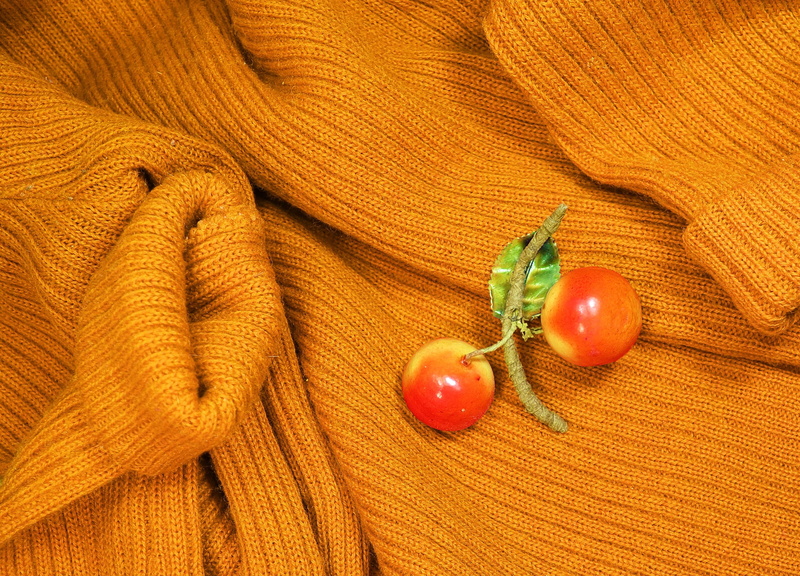 no people, knitted, pin, freshness, cherry tomato, healthy eating, tomato, pullover, still life, table, ripe, woolen sweater, knitwear, comfort, woman