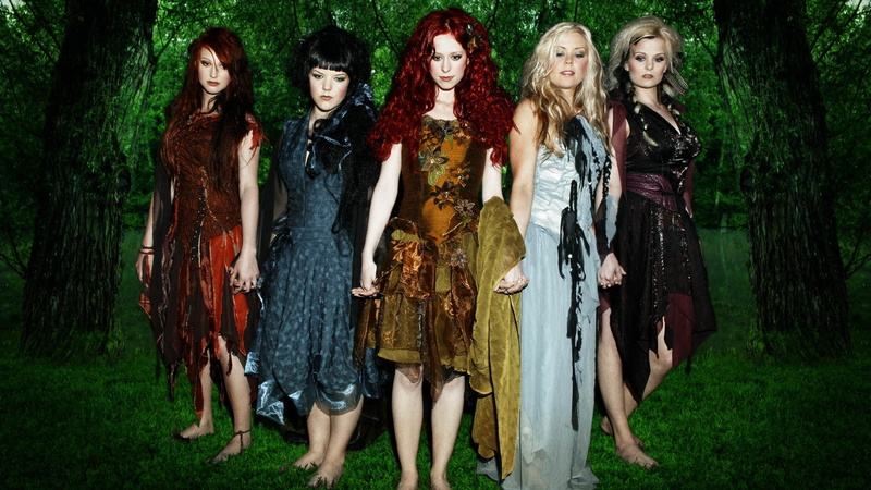 beautiful woman, young Women, elegance, color Image, clothing, band, witch, nature, friendship, one Person, group of people, caucasian Ethnicity, black