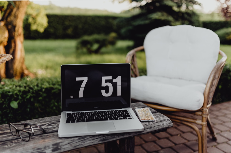 study, technology, business, workplace, no people, armchair, outdoors, spring, rattan, day, computer, outdoor, table, garden, terrace, nature, summer, 5K