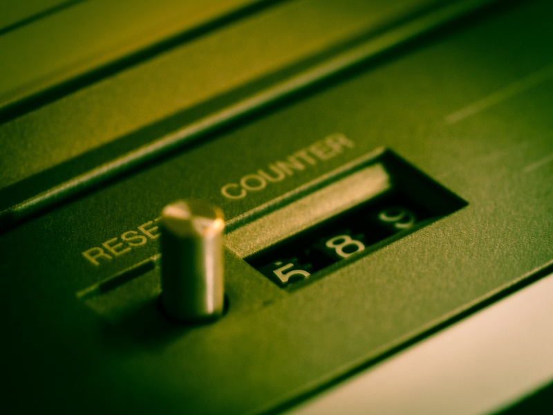 close-up, reset, no people, western script, gray, power supply, wireless technology, computer, 4K, 80s, device, paper, return, text, tape, electricity