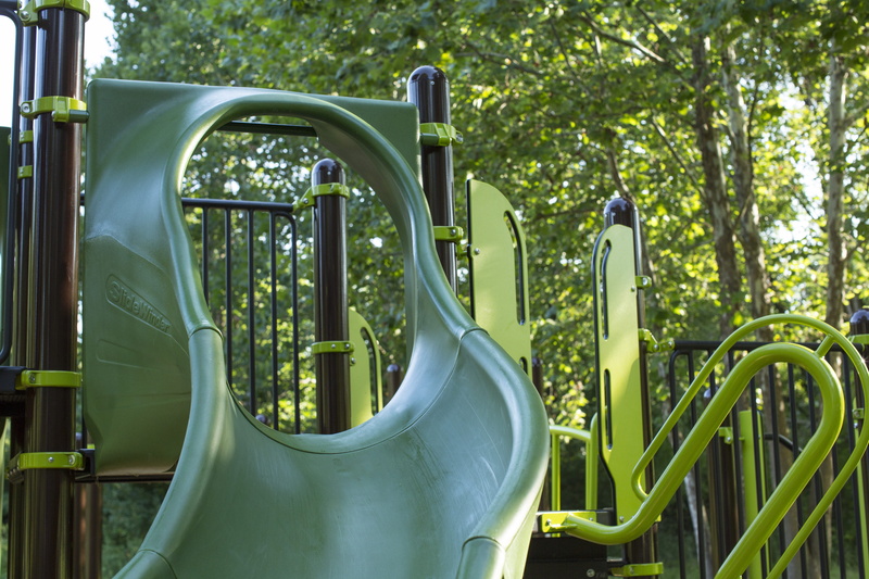 green, absence, tree, slide - play equipment, play structure, outdoor play equipment, 5K, park, playgrounds, shades of green, green color, day, playground