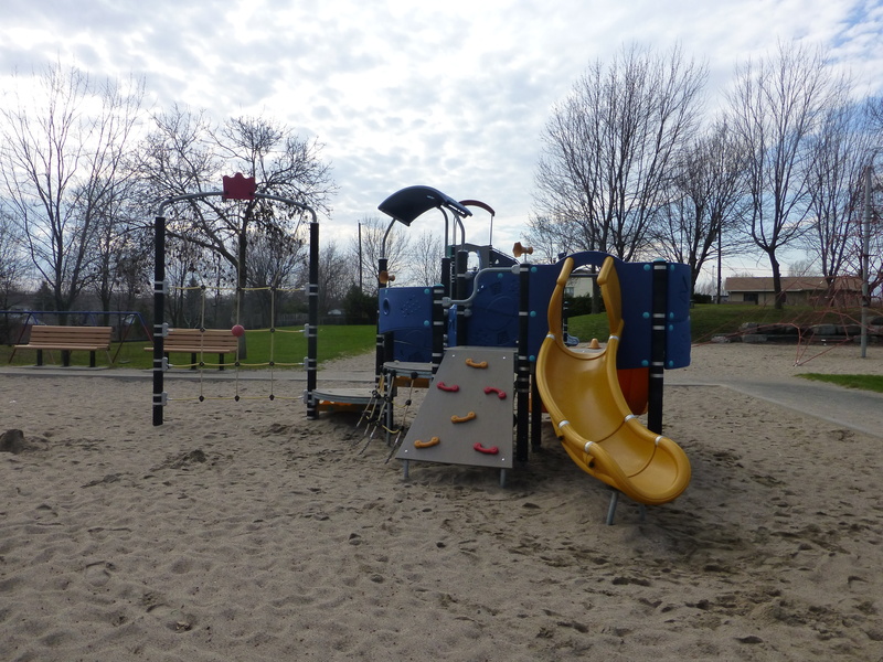 sky, absence, plastic, sand, plant, play, playground, slide - play equipment, kids, nature, tree, park - man made space, land, outdoors, 4K, day, slide