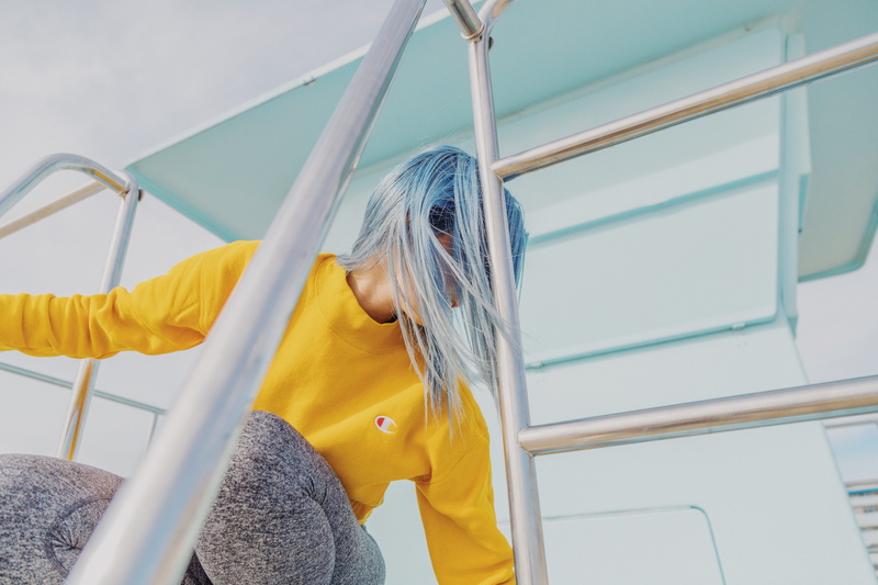 yellow, jungle gym, girls, long hair, hair, contemplation, young women, adult, 5K, women, long, crew, leisure activity, day, looking, champion, females