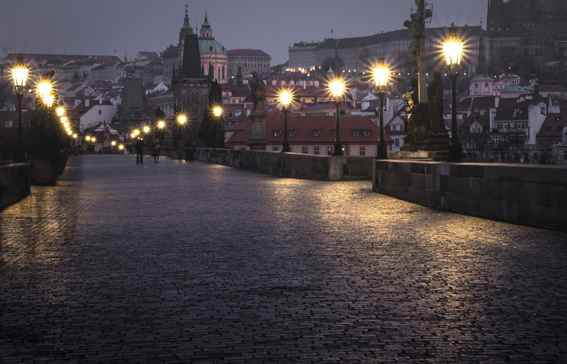 street light, night, river, sunrise, water, reflection, st.charles bridge, street, built structure, charles, praha, 4K, sky, prague, czechia, illuminated