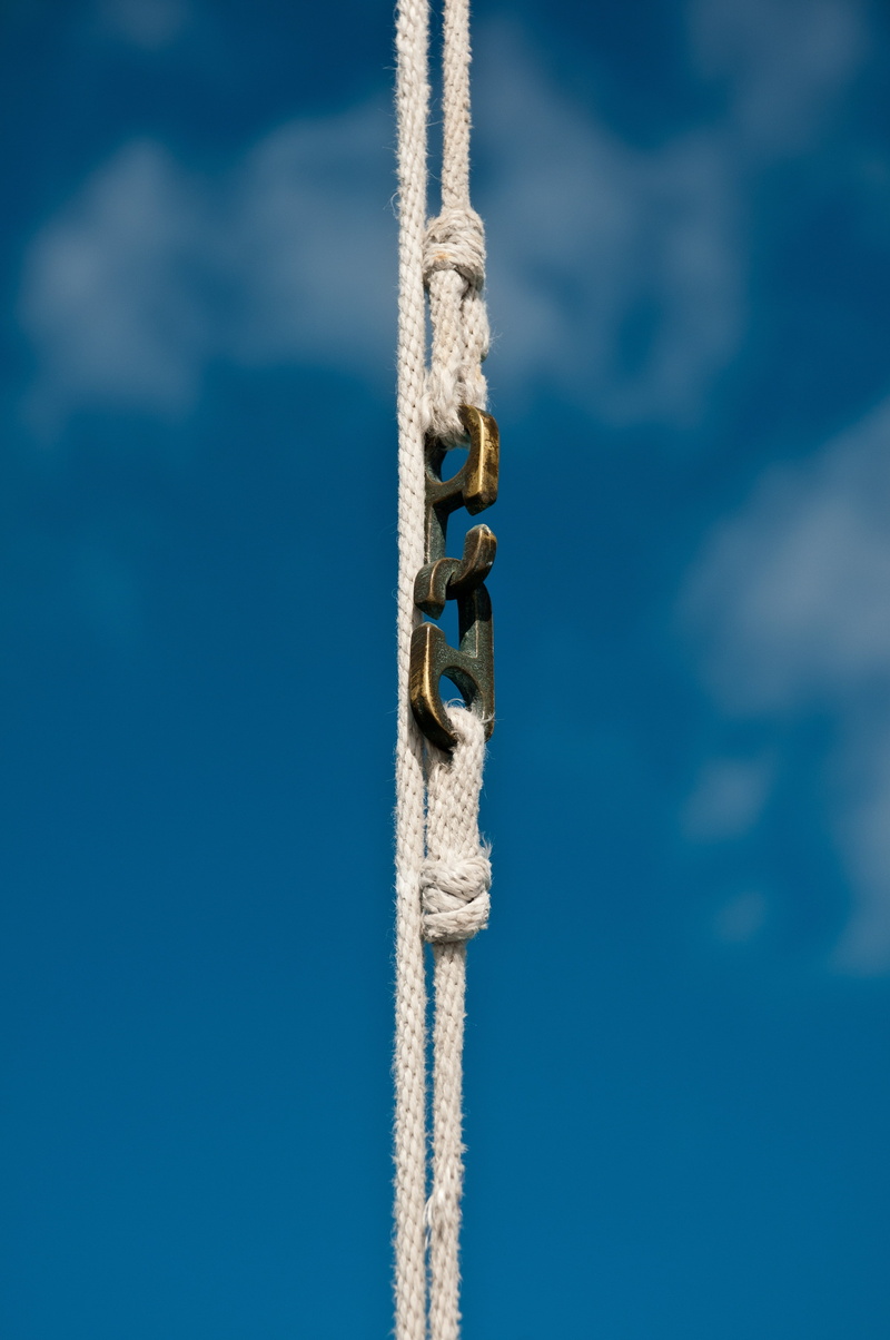 sport, travel, bamboo, rope, architecture, chain, close-up, tied up, metal, equipment, strength, roof, water, paradise, vacation, hoisting, connection