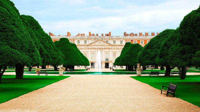 building exterior, building, 1080P, travel, built structure, architecture, formal garden, outdoors, ornamental garden, no people, history, sky, garden