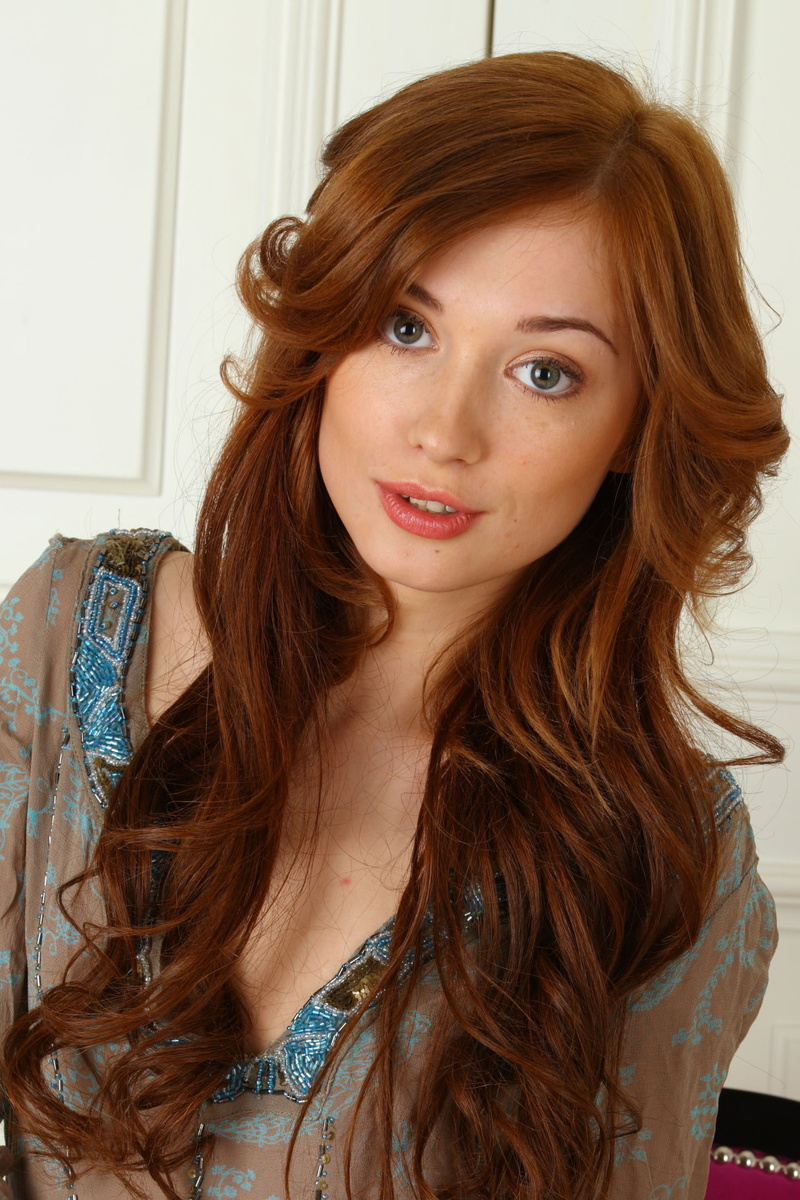 Julia Vee, 1080P, wavy hair, Juliya C, looking at viewer, face, redhead, women, Halena A, model, long hair, dress, portrait display, red lipstick