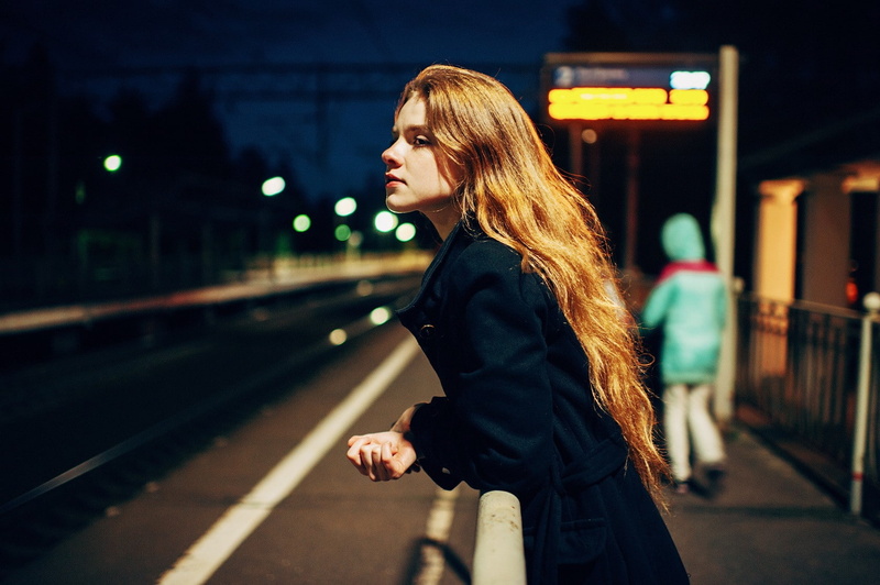 redhead, outdoors, transportation, beauty, city life, model, coats, young women, wavy hair, 720P, Marat Safin, hair, young adult, looking away, architecture