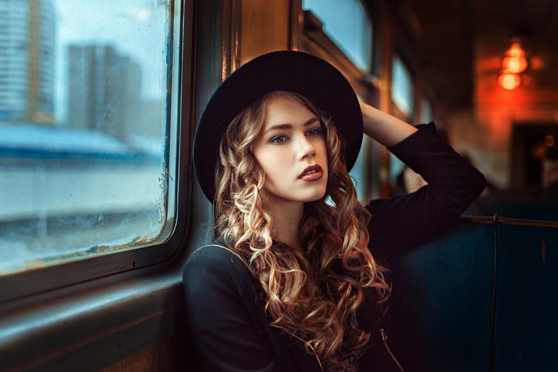 waiting, young women, depression - sadness, young adult, 1080P, contemplation, brown hair, adult, portrait, hair, hairstyle, headshot, long hair, one person