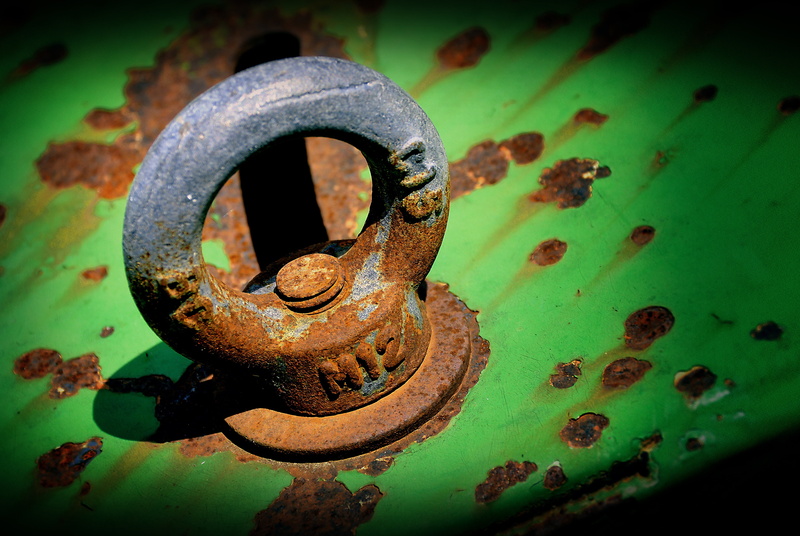 no people, ocher, obsolete, material collection, kettlebell, outdoors, decline, fixing, green color, rusty, deterioration, run-down, stock, ailing, bad condition