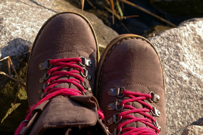 shoe, focus on foreground, leather, one person, rest pause, rest, trail, bind, click, human body part, shoe lace, human leg, personal perspective, red