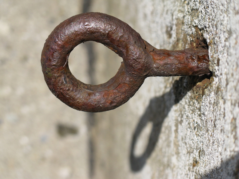 circle, close-up, nature, decline, outdoors, Eyelet, geometric shape, shape, run-down, Hook, old, wall - building feature, weathered, sunlight, ring, day