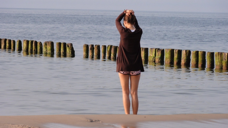 ocean, art, x, nature, 1080P, women, beaches, jeans, femjoy, beach, stomach, magazine, hd