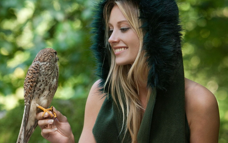 1080P, photography, smiles, girls, art, green, abstract, birds, dress, women, magazine, hawk, animals, femjoy, hd, blondes, models, hoodie