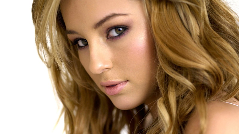 Keeley Hazell, 1080P