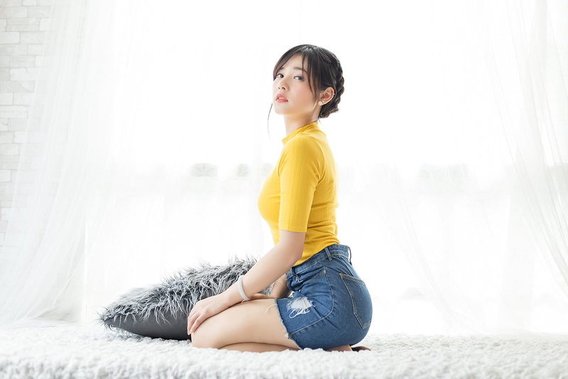 Woman, Women, 1080P, Girl, Brunette, Shorts, Model, Asian