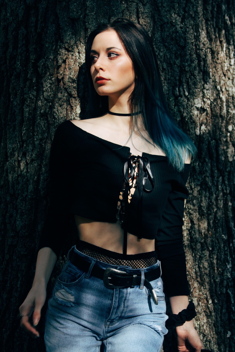 hairstyle, fashion, beauty, fashion model, one person, young women, human face, dyed hair, tree, beautiful woman, 2K, women outdoors, young adult, adult