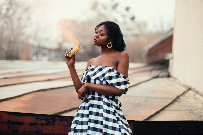 women, black, holding, style blogger, hair, woman, pose, summer, hairstyle, pretty, off-shoulder, outdoors, young adult, model, 5K, portrait, music, clothing