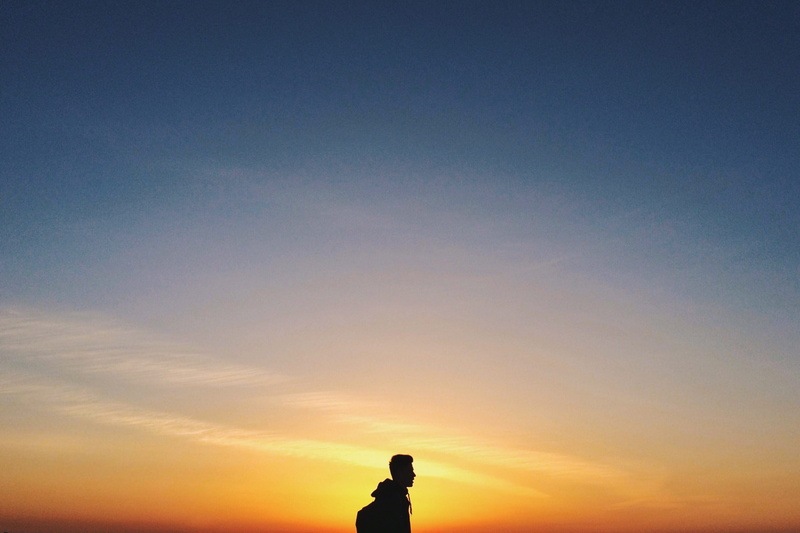 men, 2K, copy space, outdoors, scenics - nature, real people, tranquility, beauty in nature, man, nature, peopleTravel, sky, tranquil scene, sunset, one person