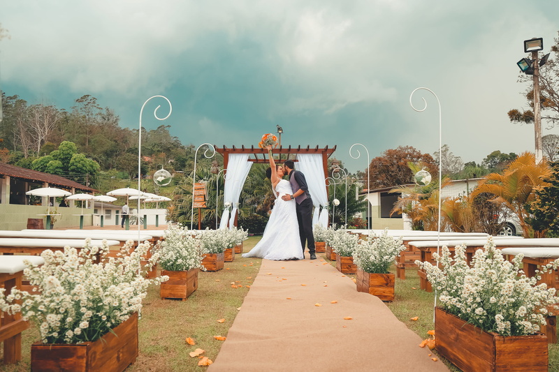 photography, kissing, aisle, groom, positive emotion, women, newlywed, selective, nature, newly, life events, wedding dress, adult, bride, day, sky, 2K