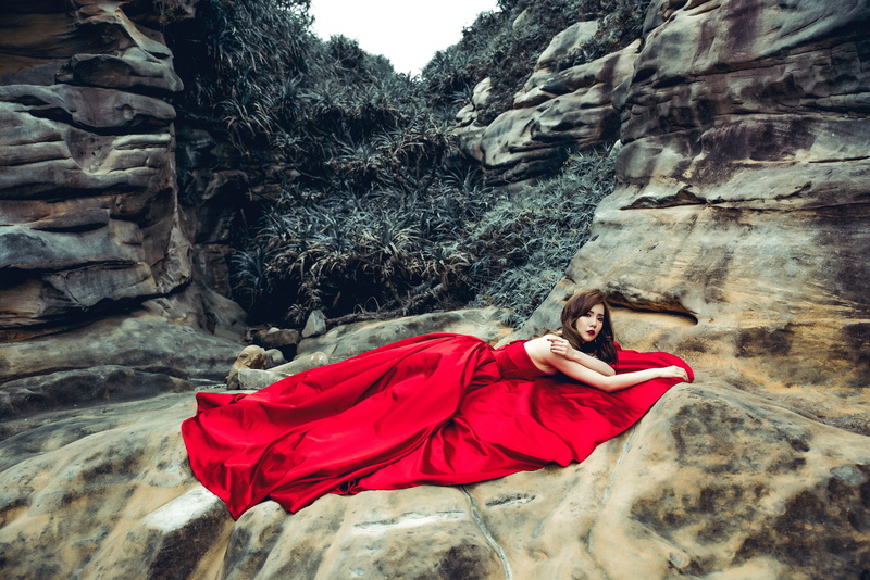 look, rocks, hem, leaves, plants, hands, thickets, pose, mood, 4K, Asian, stones, brown hair, girl, red dress, lies