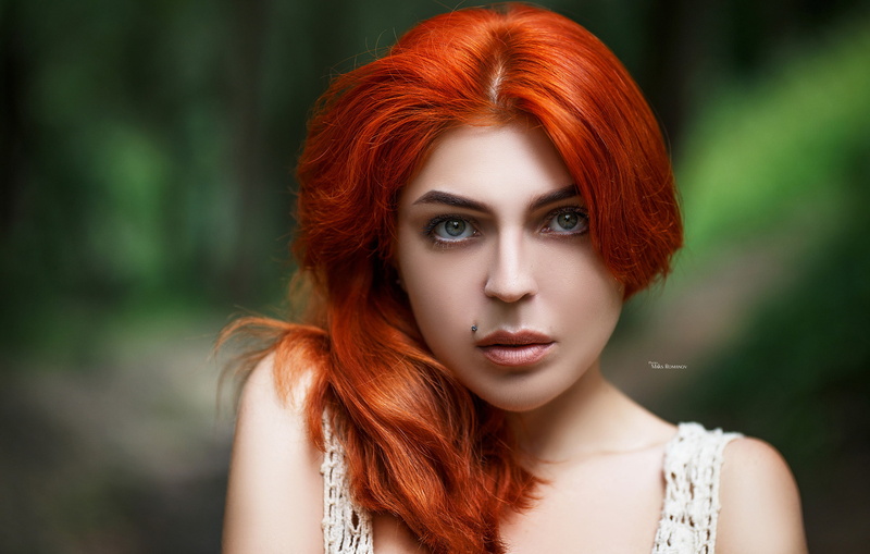 beautiful woman, headshot, women, focus on foreground, long hair, front view, young women, 2K, redhead, one person, Maksim Romanov, young adult, hair