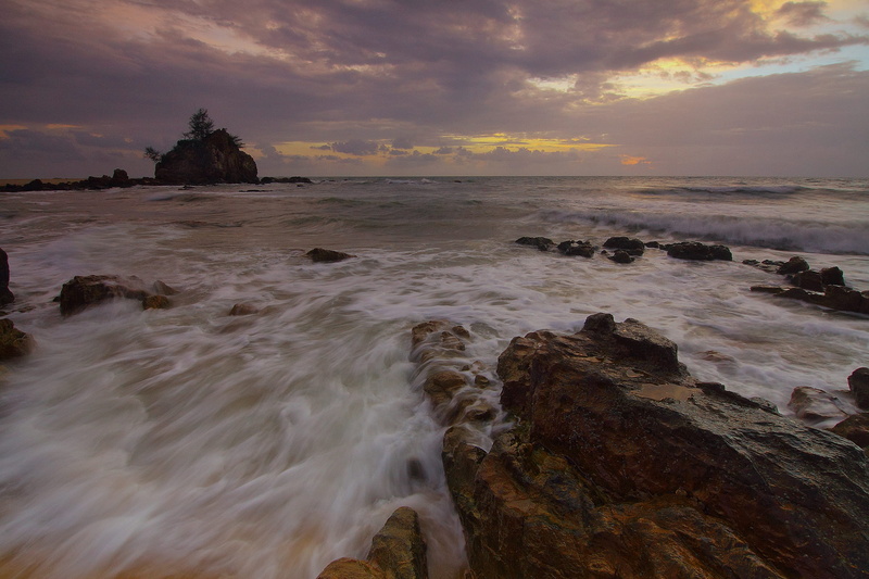 solid, cloudy, dusk, seascape, wave, sea, horizon, seashore, waves, cloud - sky, coast, motion, rock - object, horizon over water, island, sky, shore, coastline