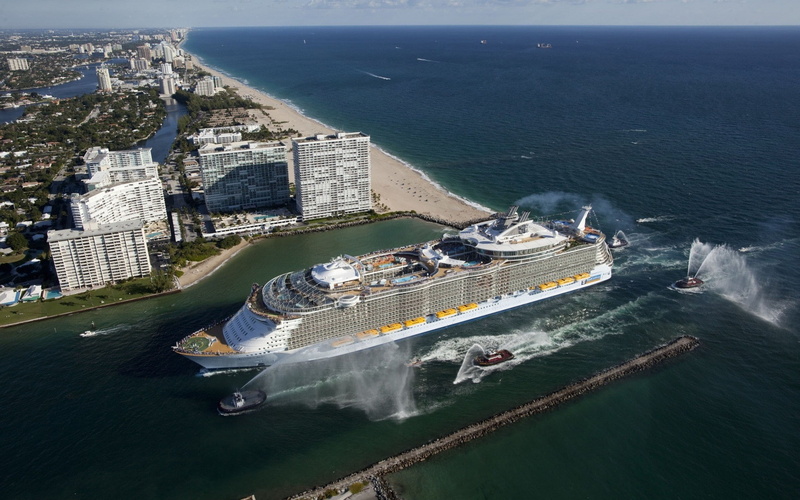 Cruise Ship, Allure of the Seas, Port Everglades, 1080P