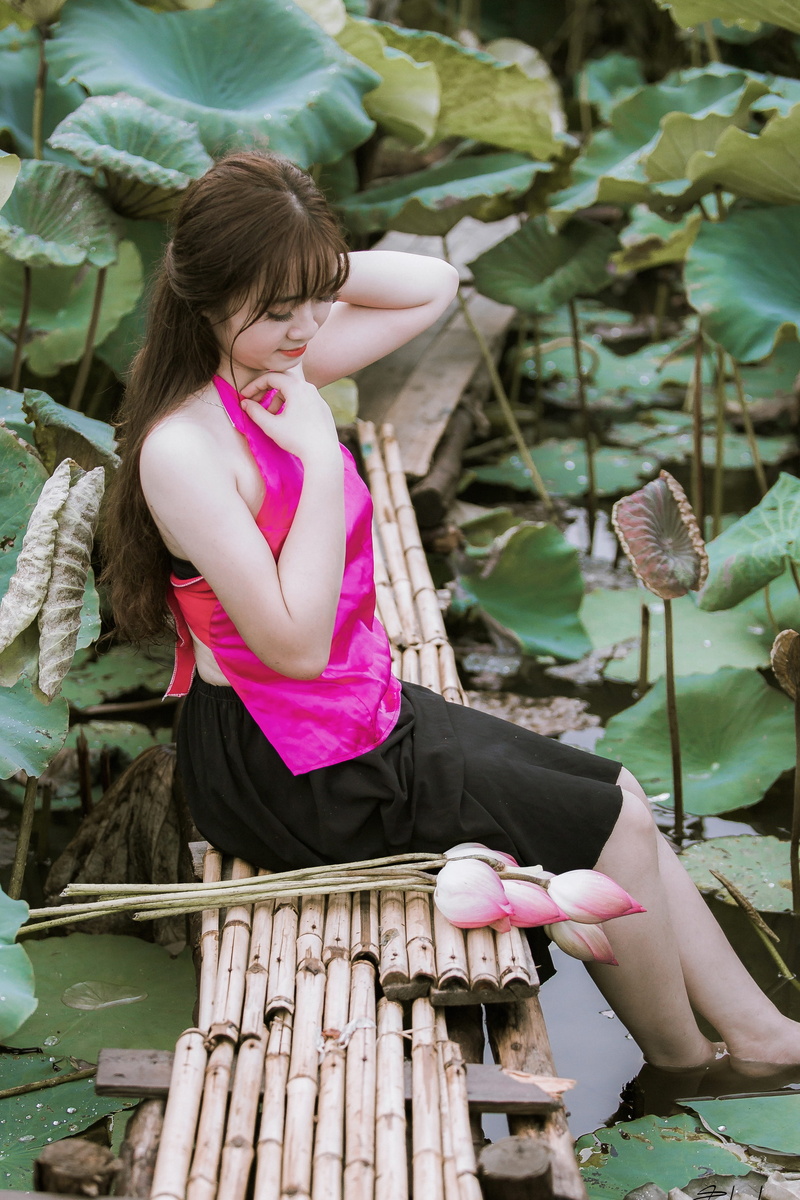 lifestyles, cute, holding, hairstyle, bamboo bridge, bridge, nature, girls, women, one person, childhood, pink color, outdoors, foot path, vietnam, child
