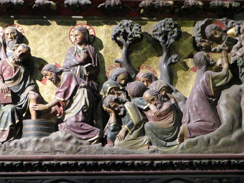 human representation, figurine, architecture, new testament, way of the cross, religion, outdoors, the past, art and craft, spirituality, decoration, statue