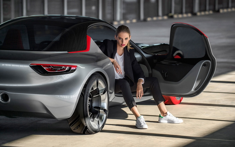 s, holding, casual clothing, opel, car, gt, mode of transportation, businesswoman, women, blazer, outdoors, shirt, hd, black, young adult, well-dressed