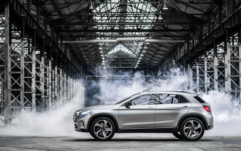 transportation, wal, gla, land vehicle, gray, suv, auto, 2K, mercedes, people, architecture, mode of transportation, sports car, speed, car, day, sport