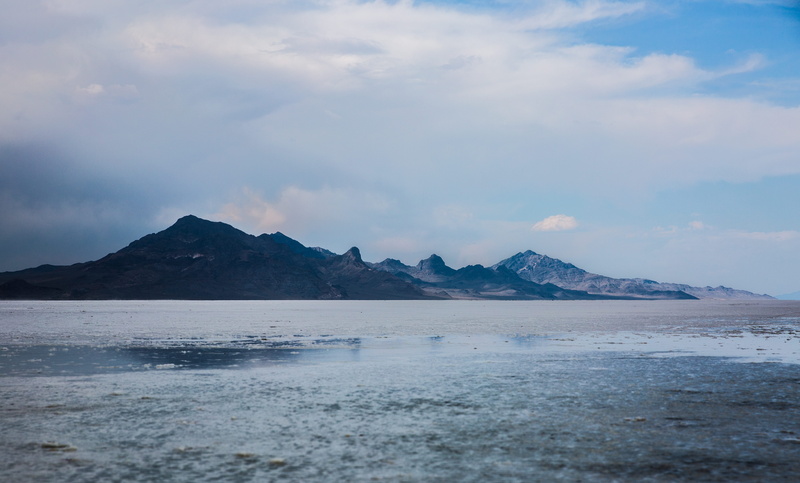 beach, non-urban scene, land, salt lake city, cloud - sky, no people, nature, bonneville, beauty in nature, salt, waterfront, mountain, lake, outdoors