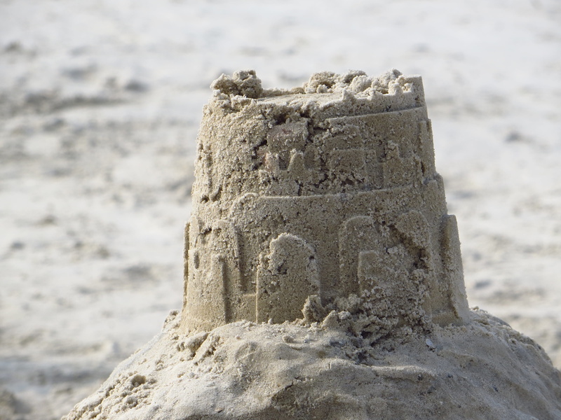 focus on foreground, architecture, beach, no people, solid, sandcastle, land, sandburg, craft, outdoors, built structure, sunlight, sand, close-up, creativity