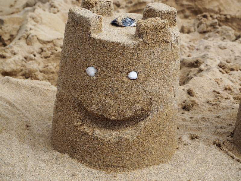 beach, teddy bear, sand sculpture, softness, 4K, sea, sunlight, no people, sand, day, children, beach sand, stuffed toy, holiday, high angle view, sandburg