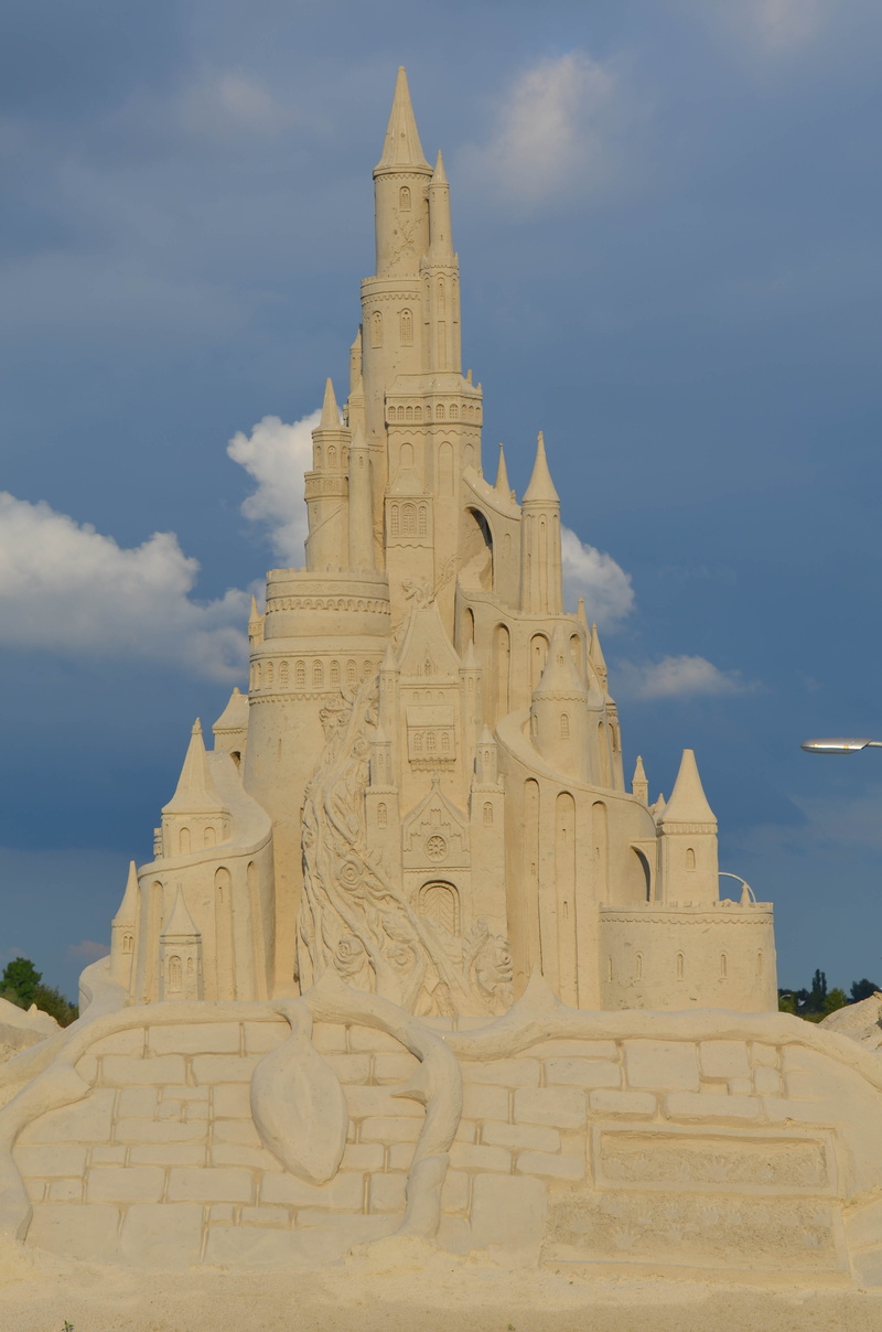 spire, sandworld, low angle view, history, day, sky, building exterior, 4K, ornate, nature, place of worship, ancient civilization, artwork, sculpture