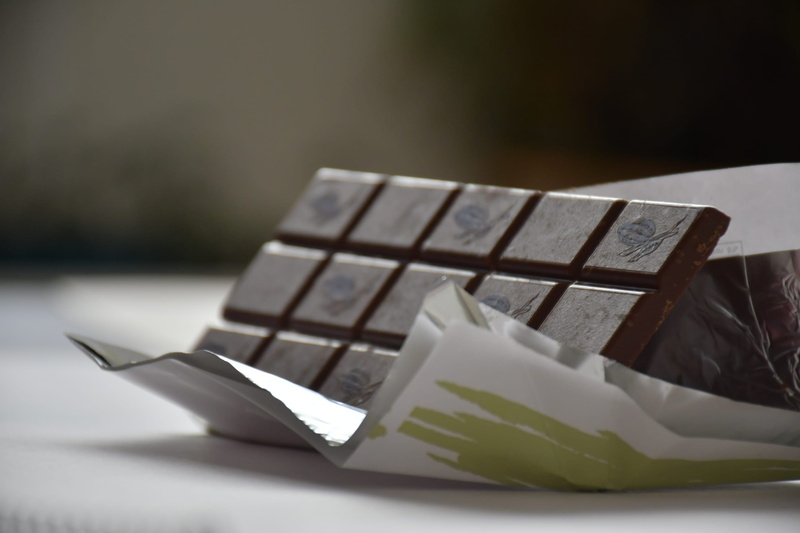 xylophone, indulgence, close-up, cocoa, chocolate, food, food and drink, glockenspiel, crockery, temptation, still life, hardware, computer keyboard, fudge