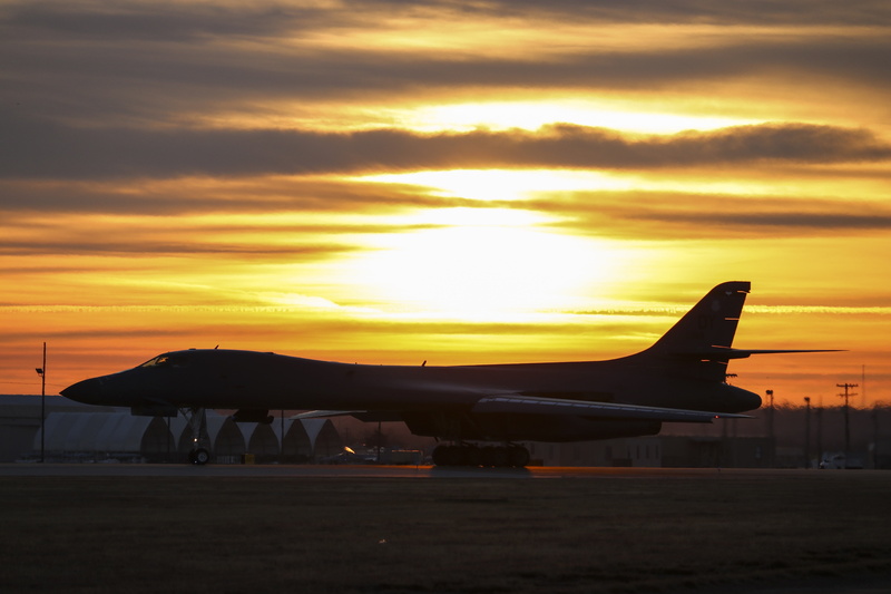 dawn, B-1B, Lancer, with variable sweep wing, sunset, supersonic, strategic bomber, 5K, Rockwell International, UNITED STATES AIR FORCE