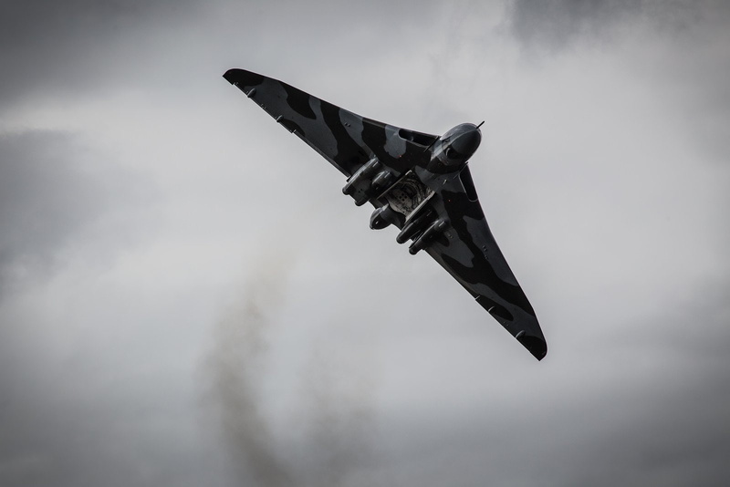 bomber, delta, aircrafts, 720P, siddeley, royal, wing, hawker, vulcan, england, force, strategic, avro, b 2, air