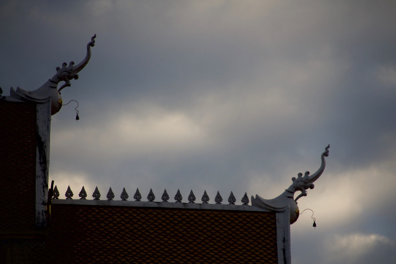 building exterior, sculpture, thailand, sky, representation, outdoors, cloud - sky, art and craft, building, low angle view, 5K, human representation