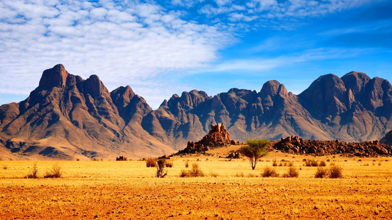 white, clouds, hd, without, savannah, sky, 2K, desktop, mountains, forests, blue, rocky
