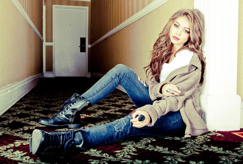 Sarah Hyland, women, Modern Family, 720P