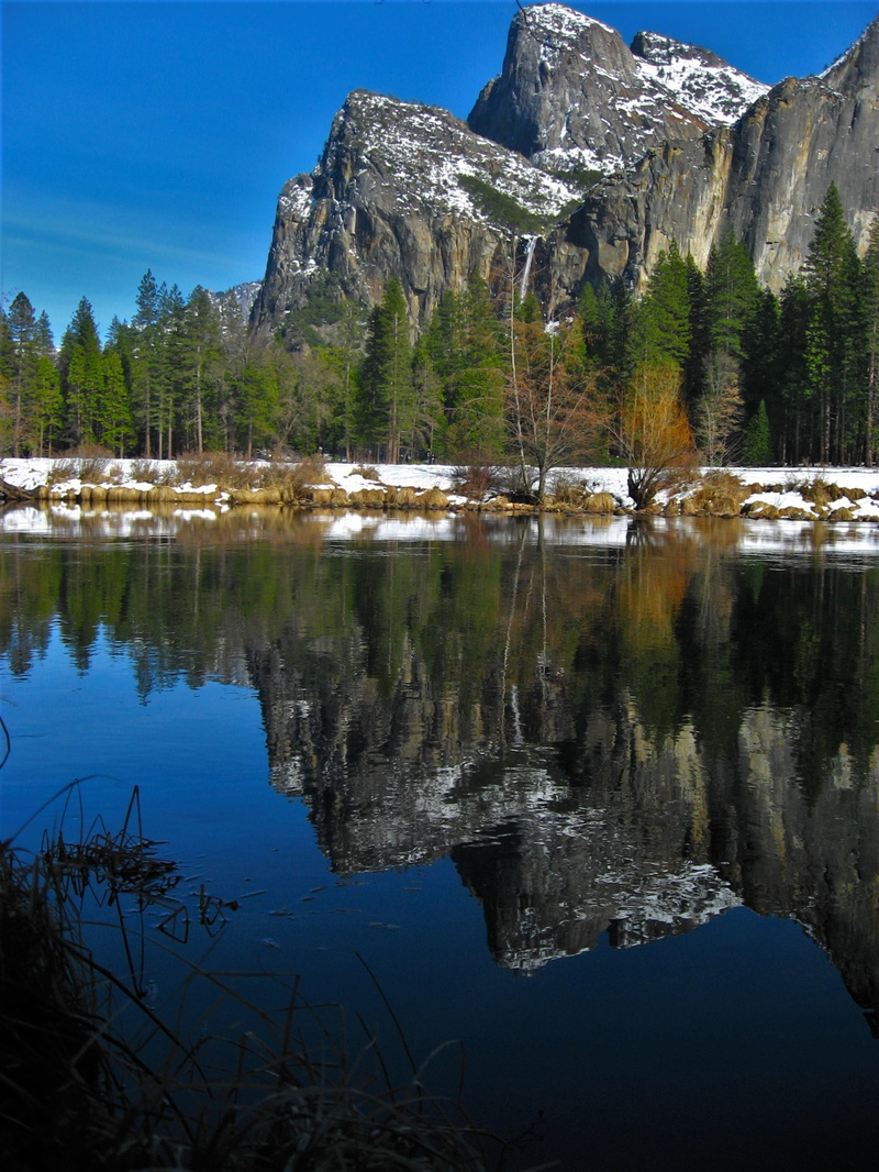 mountain, national park, mirror, blue, yosemite, landscape, upside-down, white, 2K, lake, scenics - nature, non-urban scene, plant, tranquil scene, snowmelt