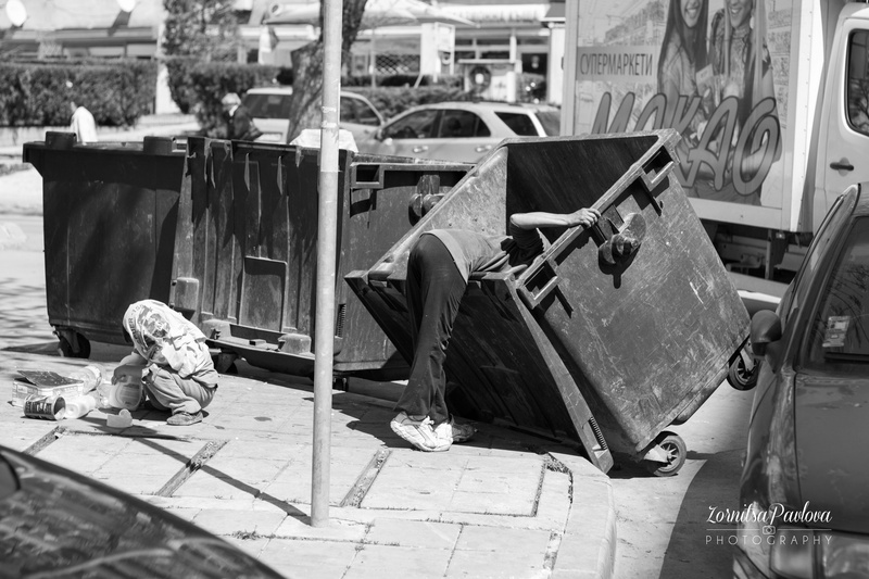 gypsies, hobo, poverty, full length, dumpster, mode of transportation, relaxation, 5K, transportation, occupation, looking, outdoors, sitting, day, person