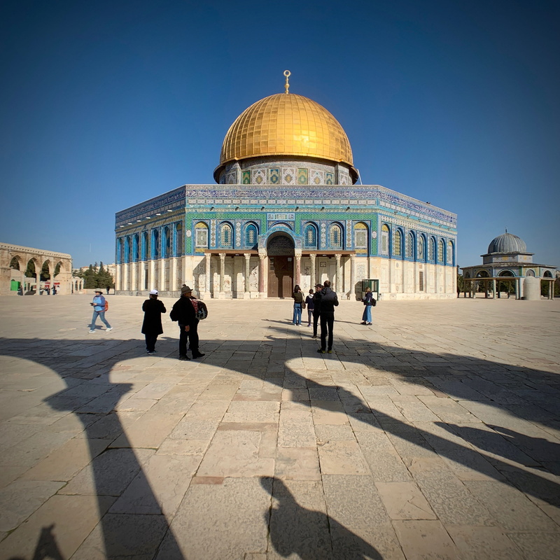 dome of the rock, human, urban, city, jerusalem, downtown, religion, town, tourism, architecture, men, outdoors, crowd, islam, belief, group of people