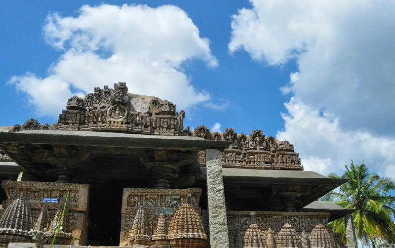 clouds, tourism, sky, built structure, Temples, spiritual, place of worship, religious, natural, asian, craft, environment, scenic, travel, cultures, coconut