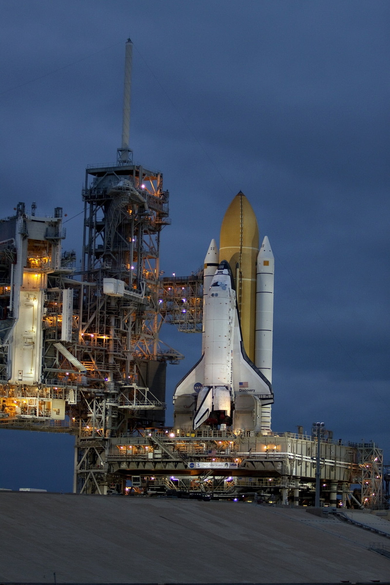 1080P, illuminated, travel, no people, mission, business, travel destinations, astronaut, tall - high, nature, outdoors, launch pad, brown, white, building exterior