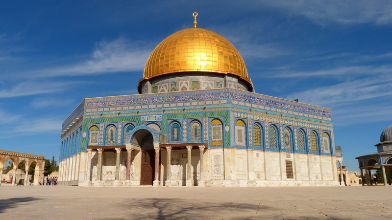 tourism, the past, sky, holy land, dome, nature, architectural column, outdoors, facade, built structure, spirituality, mosque, building exterior, building
