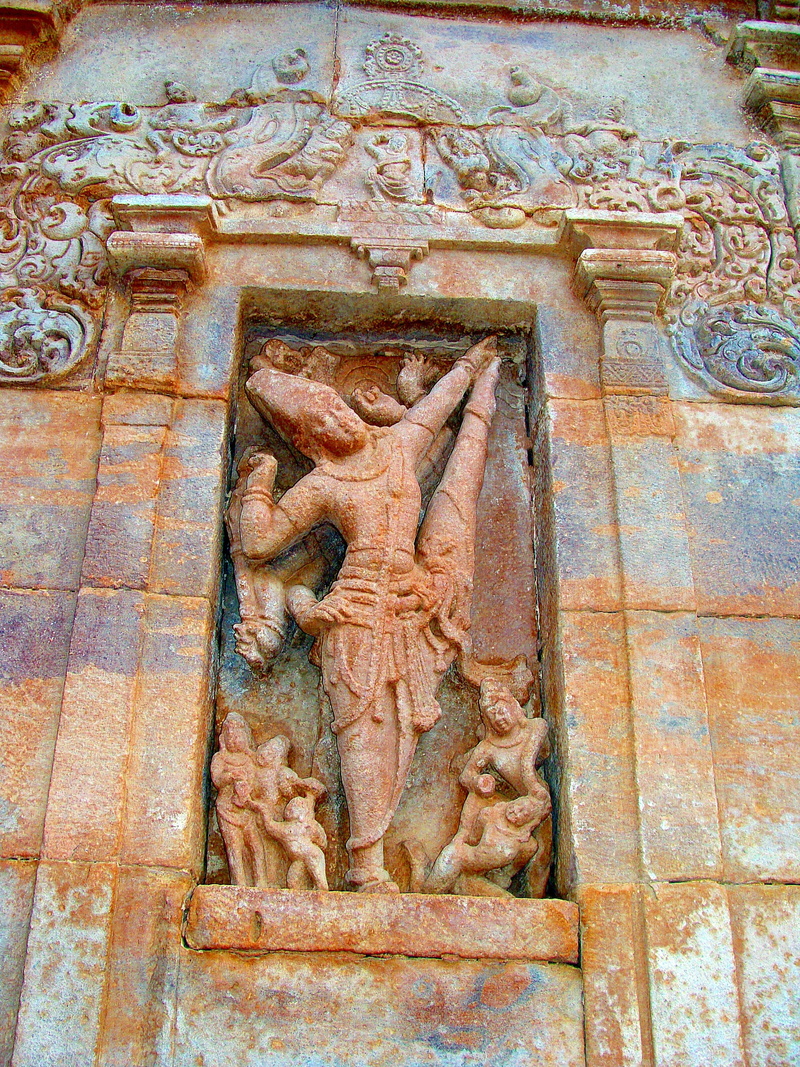 sculpture, worship, low angle view, ornate, historic preservation, art and craft, world heritage site, male likeness, temple, unesco heritage, monuments